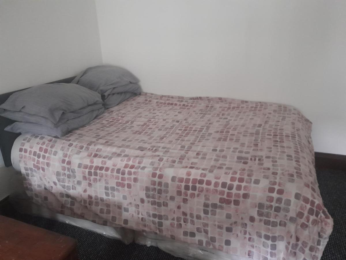 Lovely 1-Bed Studio In London Lägenhet Exteriör bild