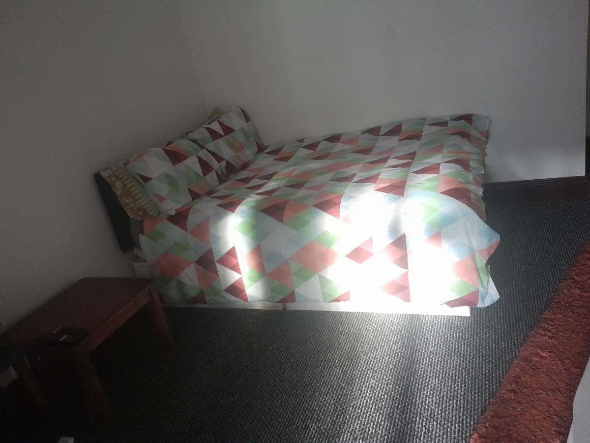 Lovely 1-Bed Studio In London Lägenhet Exteriör bild